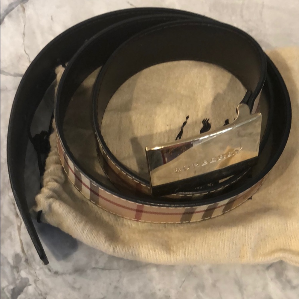 Men’s Burberry belt